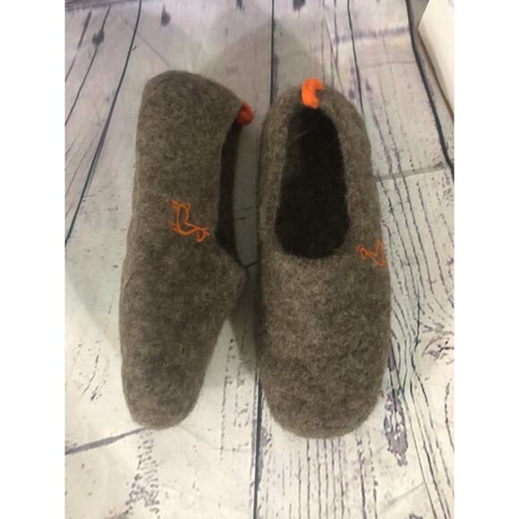 Wildllama Scandinavian felt felted wool slippers in brown size large - Picture 10 of 12